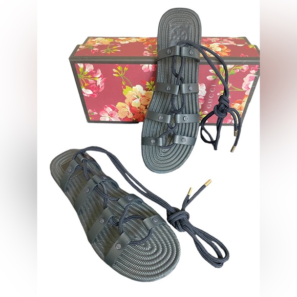 Tory Burch Shoes - Tory Burch Lace up Gladiator Sandals Woman’s Sz9